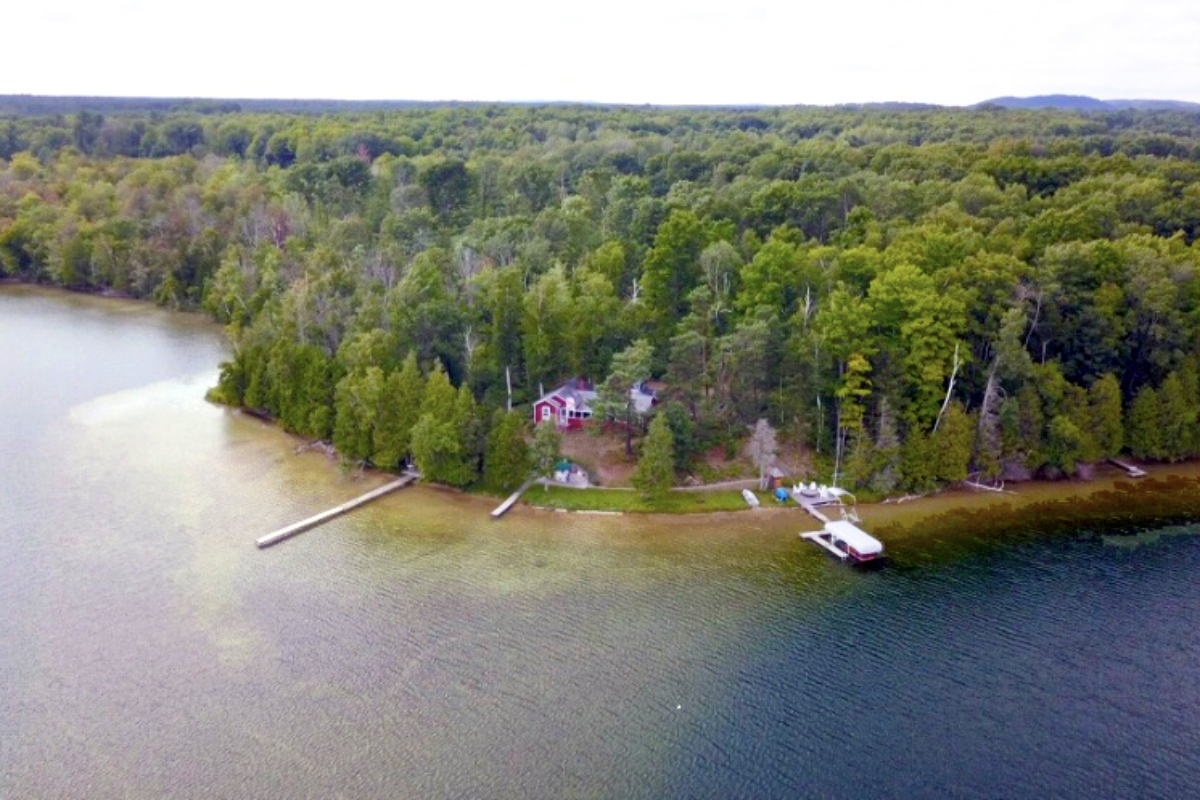 Cottage Airview